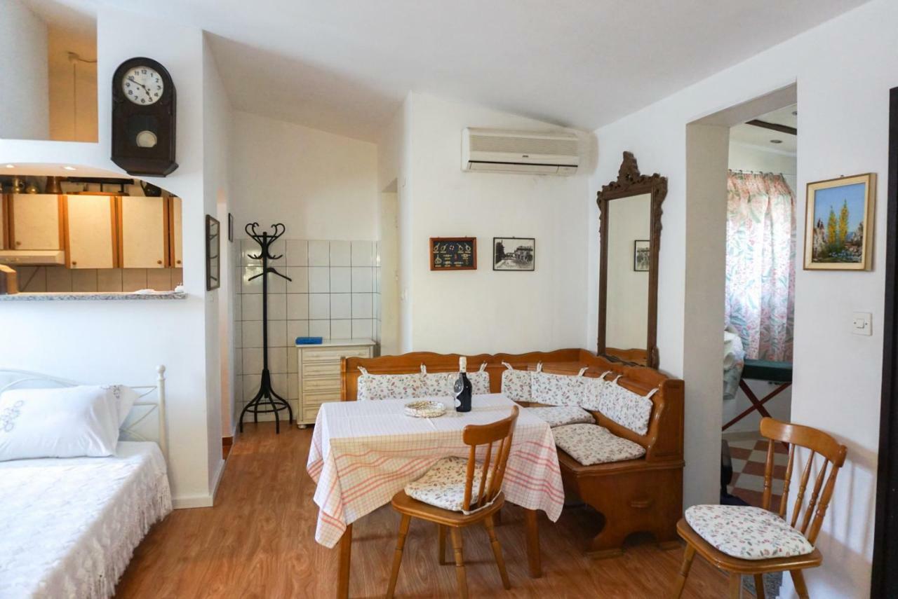 Sonja apartment Premantura Bagian luar foto